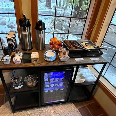 Donner Lake Inn Тракі Екстер'єр фото